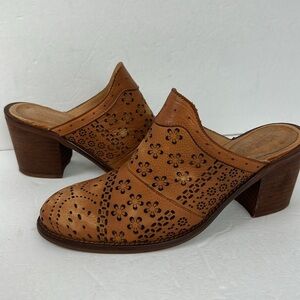 Sundance Veracruz Morrow Floral Lazer Cut Leather Heeled Mules Sz 40